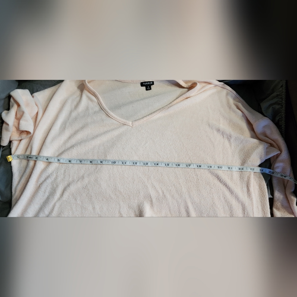 Light Pink Sweater Torrid Size 2 - image 4